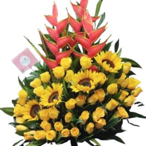 Rosas  Amarillas y  Girasoles