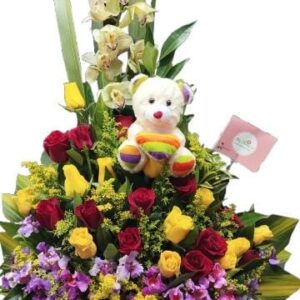 Arreglo Floral Con Rosas Y Peluche