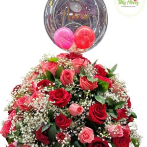 Canasta Con Rosas Rojas y Salmon