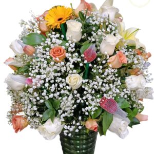 Jarrón Con Rosas Y Gerberas