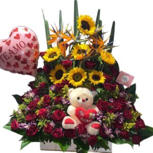Arreglo Floral Con Peluche y Globo