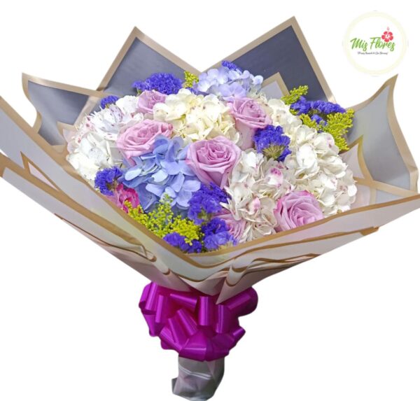 Bouquet De Rosas y Hortensias