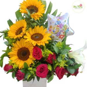 Arreglo Floral con Rosas y Girasoles