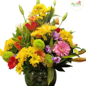 Cristal Con Margaritas Y Gerberas.