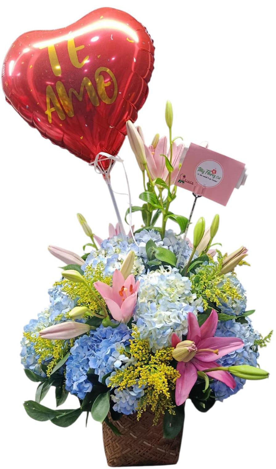 Canasta Con Hortensias Y Lirios