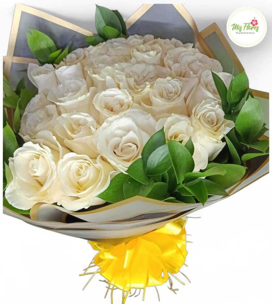 Bouquet Con Rosas Blancas